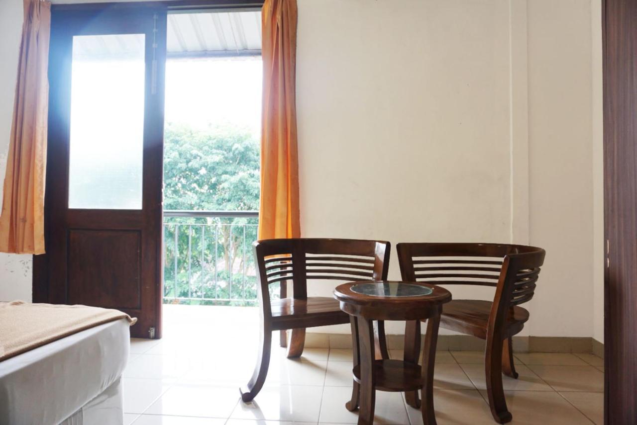 Wisma Amandari Bandar Lampung Exterior photo